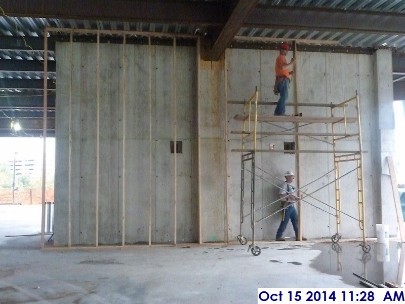Installed formwork for the 3rd floor slab on deck Facing East (800x600)
